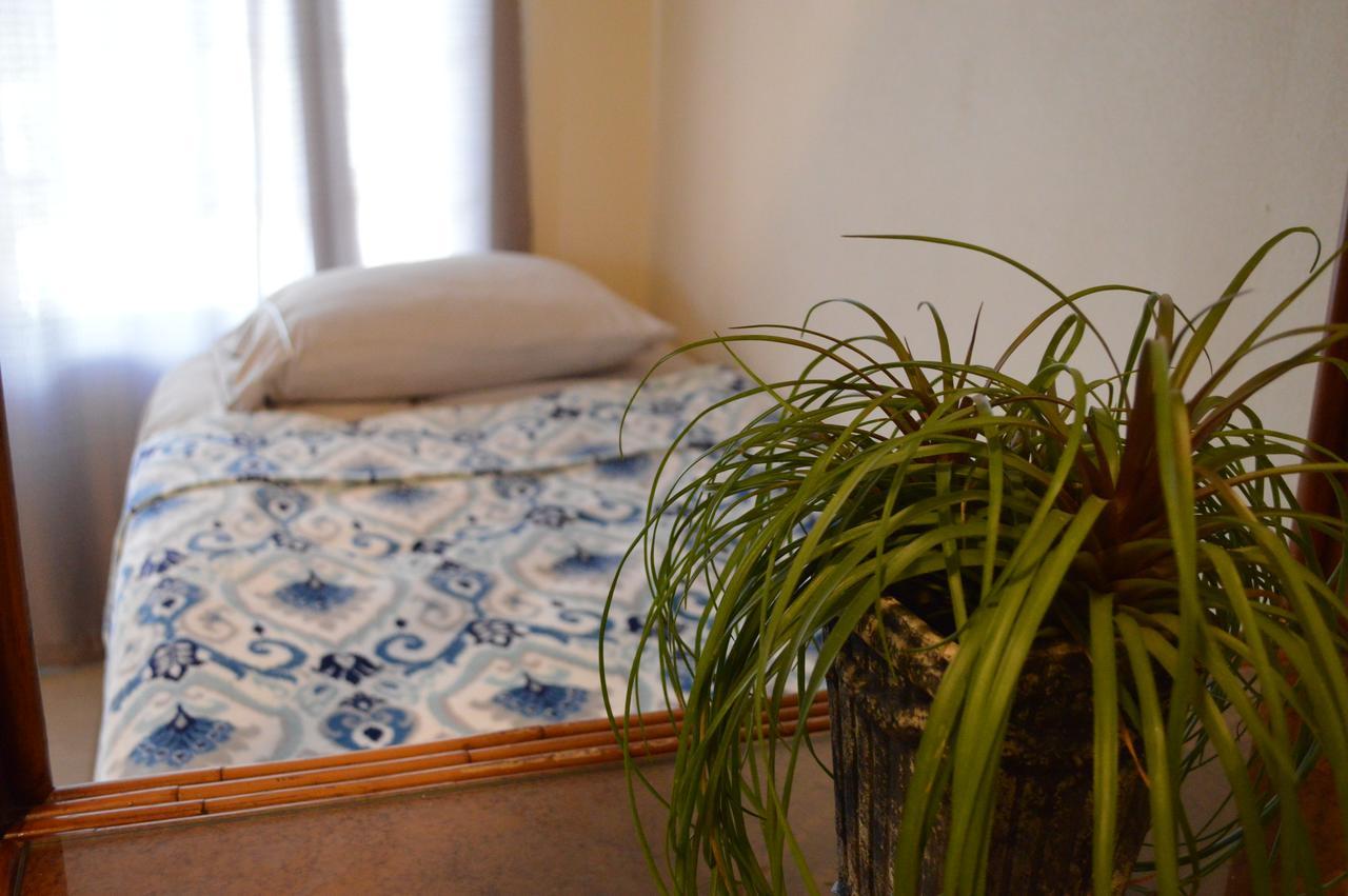 The Lahaina Beach House Hostel Exterior photo